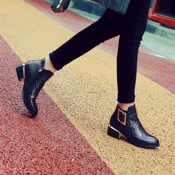 AlliLux Pointed Toe Alligator Cuban Heel Boots