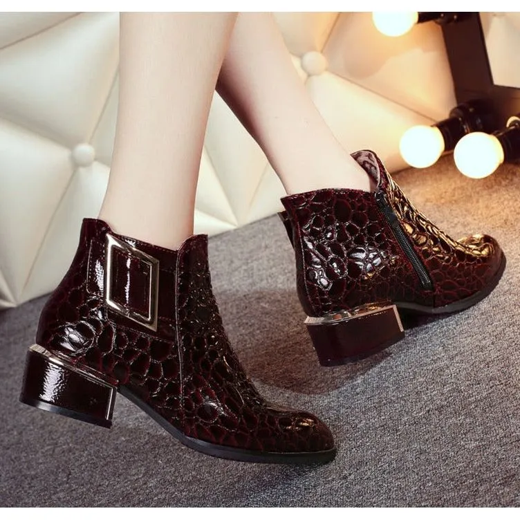 AlliLux Pointed Toe Alligator Cuban Heel Boots