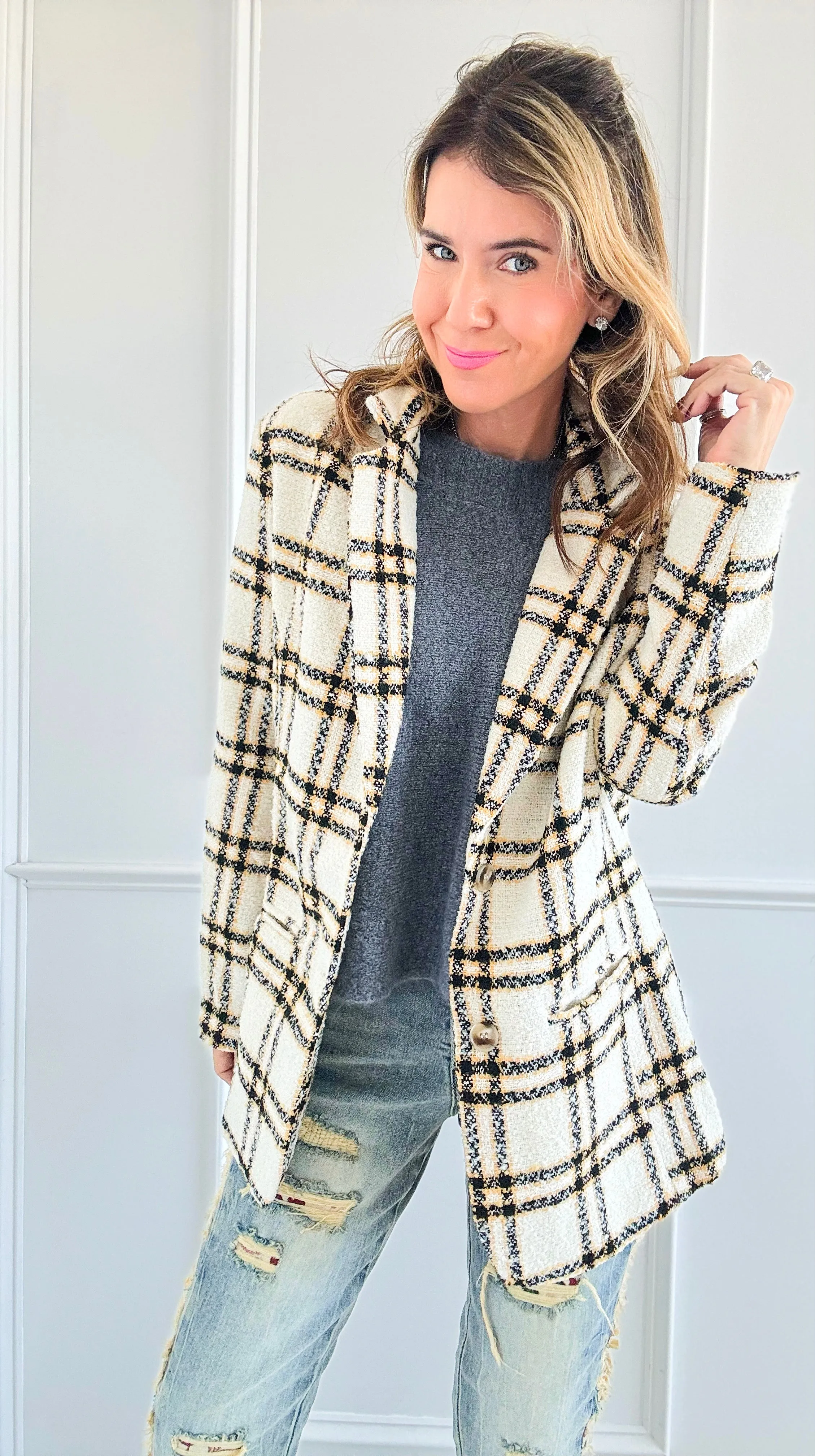 Classic Tailored Plaid Blazer