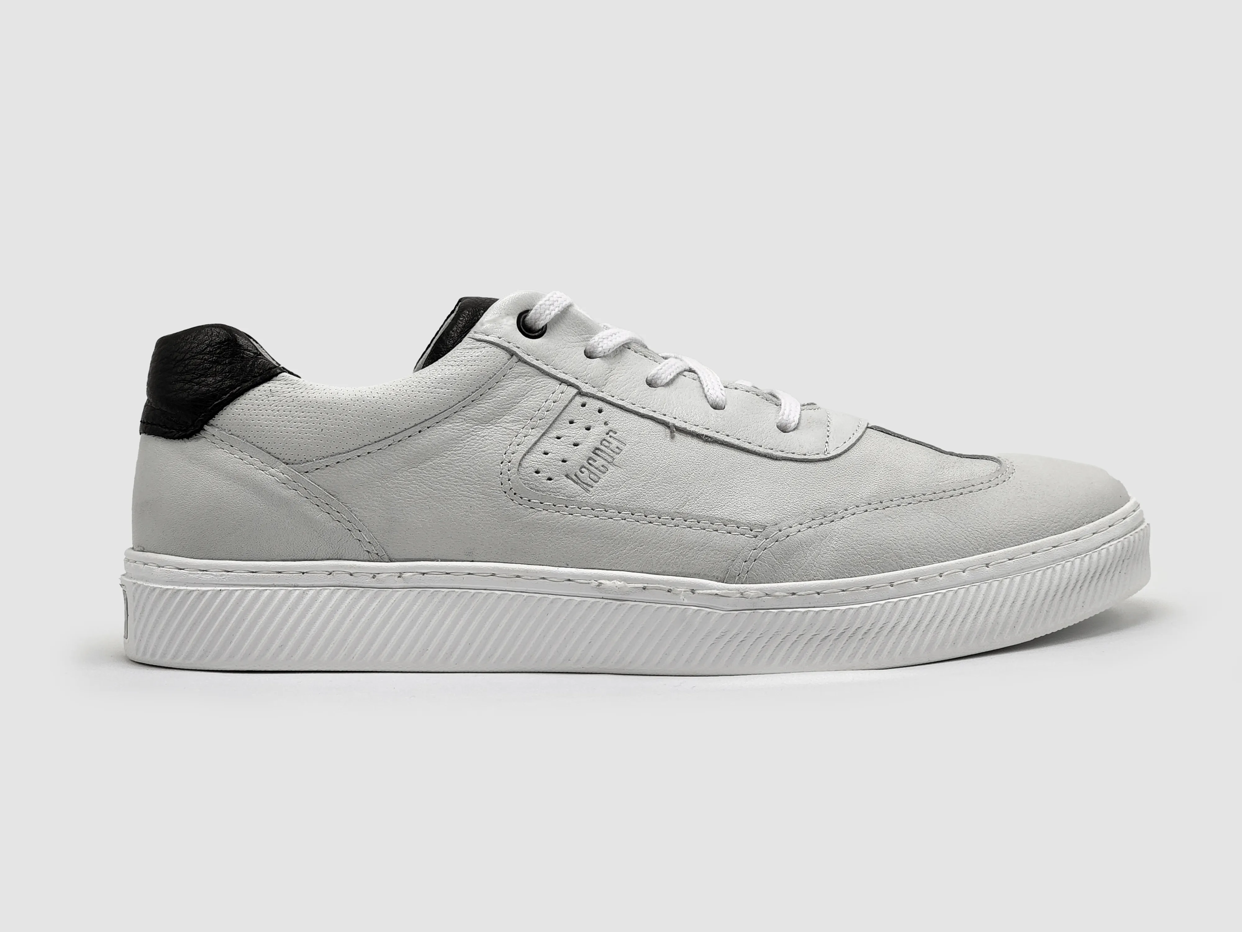 Men's Classic Leather Sneakers - White