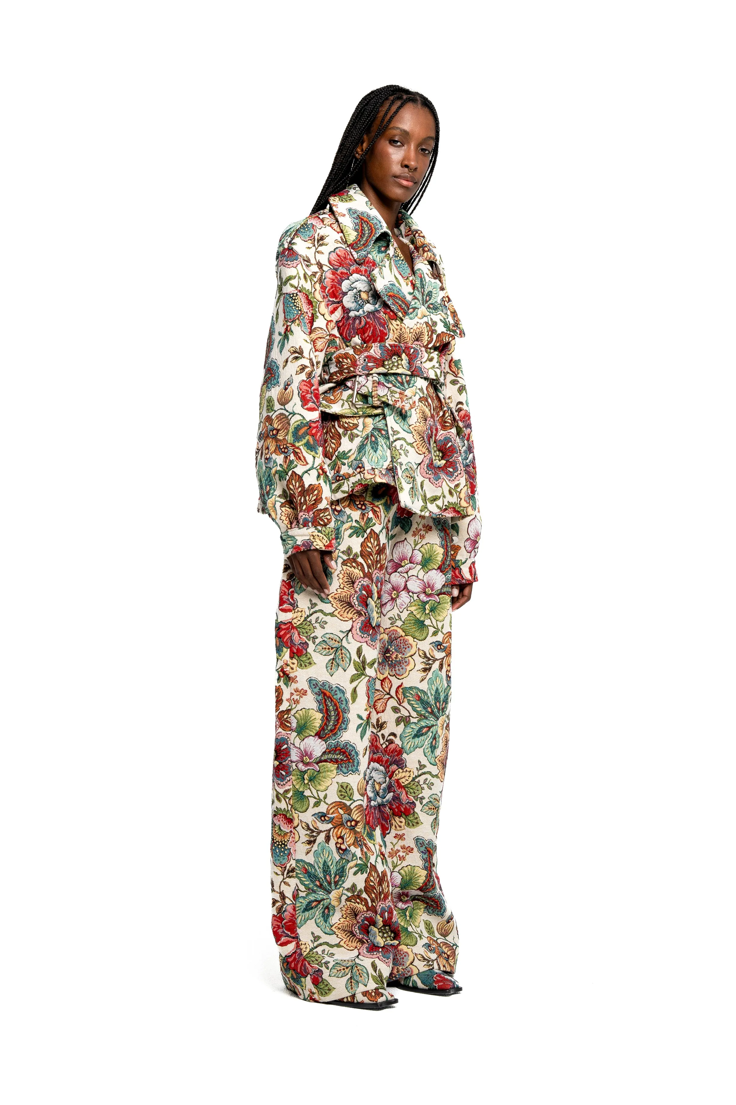 WHITE FLORAL BROCADE CROPPED TRENCH COAT STYLE JACKET